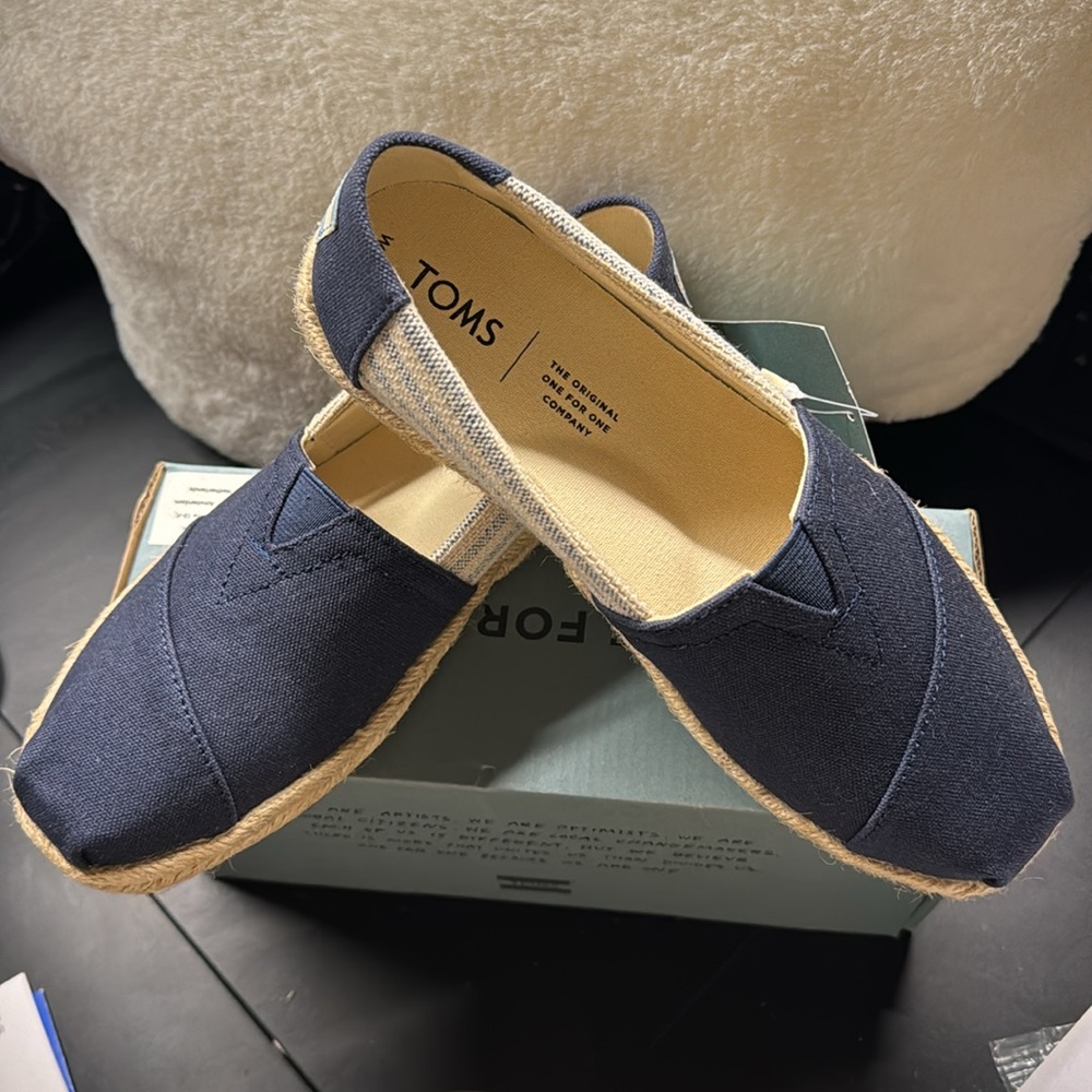 Toms Classic - Picture 2 of 6